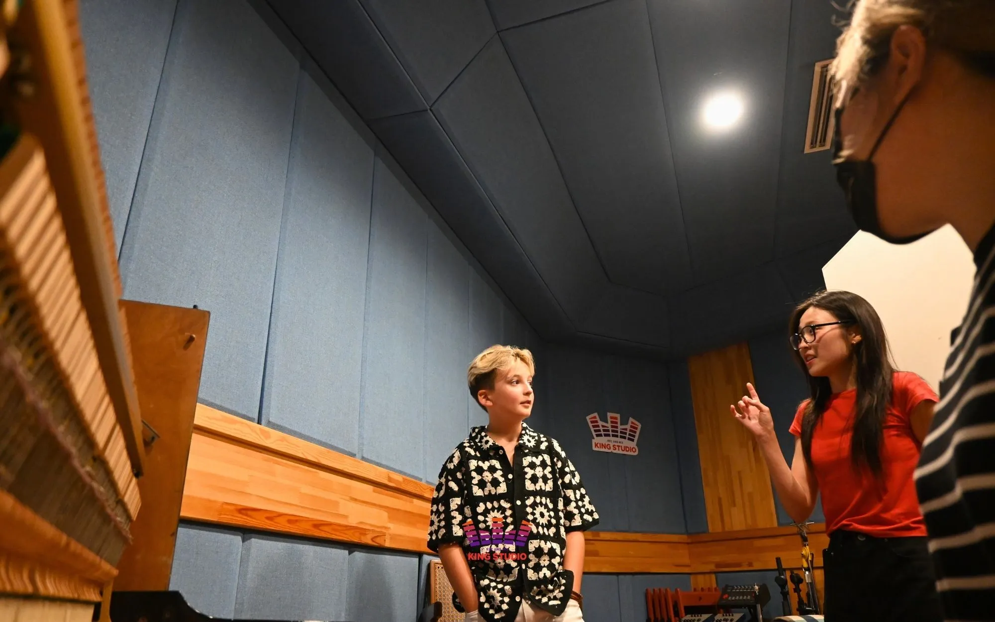 Elevate Your Seoul Travel: K-Pop Recording & Demon Hunters Tour in One Adventure