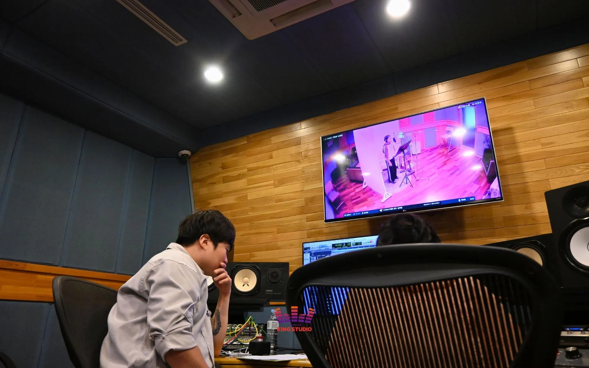 Vocal-Director-Recording