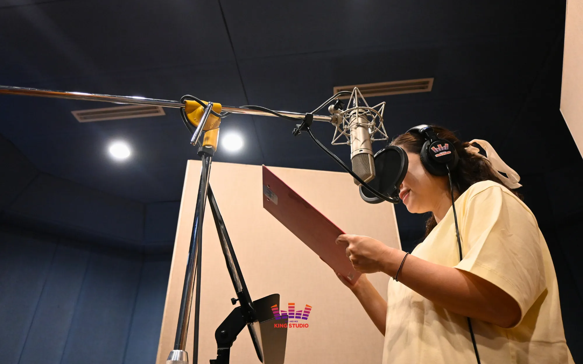 Professional Kpop vocal training at KING STUDIO DIAMOND program - Essential Seoul Trip preparation for Korea Trip K-Pop fans